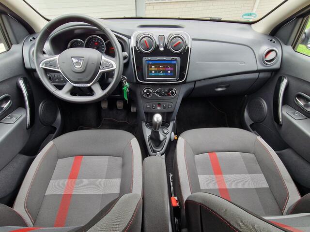 Dacia SANDERO 0.9 TCe Tech Road / Dealer Onderhouden / Trekhaak / Apple Carplay & Android Auto / Achterruitrijcamera / Cruise Control / Climate Control /