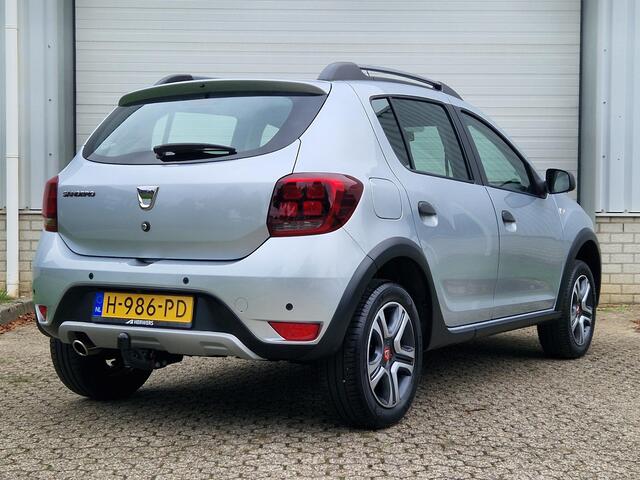 Dacia SANDERO 0.9 TCe Tech Road / Dealer Onderhouden / Trekhaak / Apple Carplay & Android Auto / Achterruitrijcamera / Cruise Control / Climate Control /