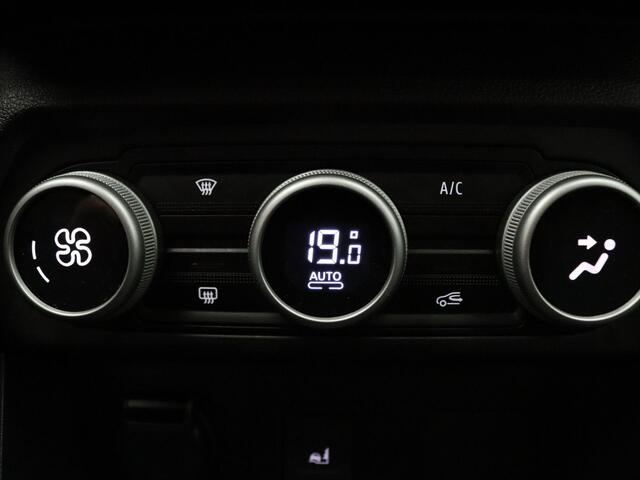 Dacia SANDERO Stepway 110pk TCe Extreme Camera | Climate | Cruise | Carplay | Parkeersens. v+a
