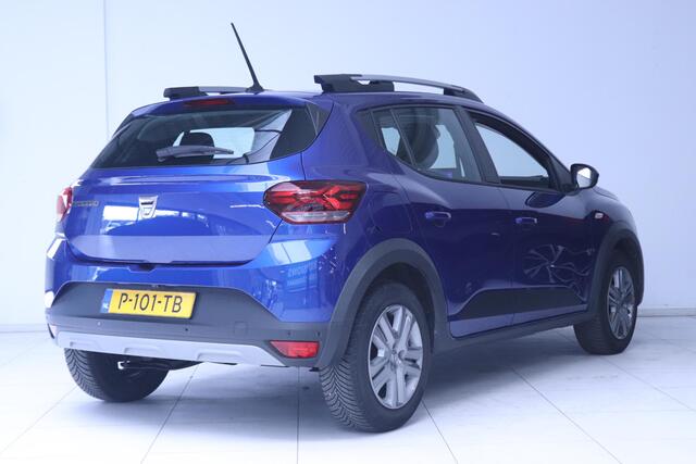 Dacia SANDERO Stepway 1.0 TCe 90 Comfort | Apple Carplay/Android Auto | Parkeersensoren voor, achter en camera | Cruise control |