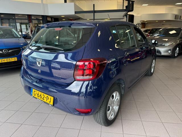 Dacia SANDERO 0.9 TCe Laureate 44 DKM NAP CARPLAY DEALER BJ 2019 !!!