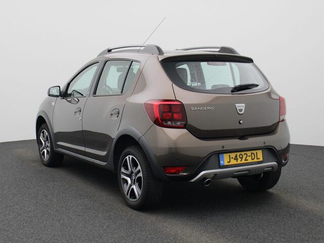 Dacia SANDERO 0.9 TCe SL Stepway | Camera | Full-Map Navigatie | PDC Achter | Cruise Control & Snelheidsbegrenzer | Airconditioning | DAB-Radio | Armsteun | Elektrische Ramen