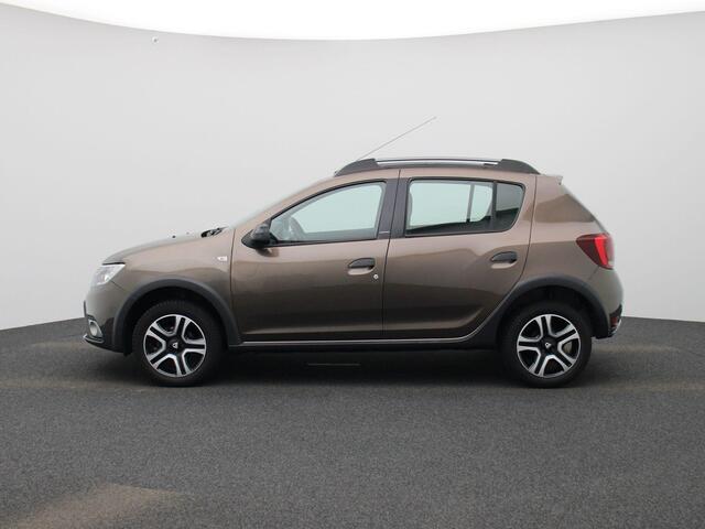 Dacia SANDERO 0.9 TCe SL Stepway | Camera | Full-Map Navigatie | PDC Achter | Cruise Control & Snelheidsbegrenzer | Airconditioning | DAB-Radio | Armsteun | Elektrische Ramen