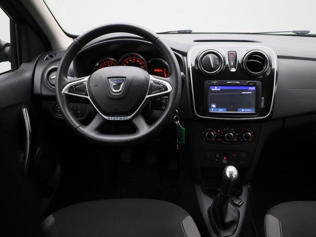Dacia SANDERO 0.9 TCe SL Stepway | Camera | Full-Map Navigatie | PDC Achter | Cruise Control & Snelheidsbegrenzer | Airconditioning | DAB-Radio | Armsteun | Elektrische Ramen