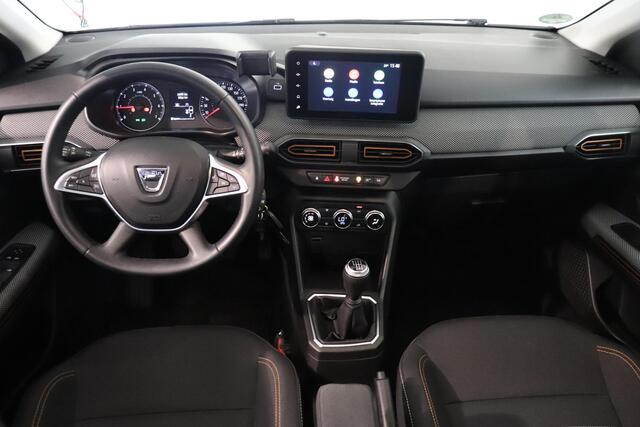 Dacia SANDERO Stepway 1.0 TCe 90 Comfort | Afneembare Trekhaak | Achteruitrijcamera | Parkeersensoren V+A | Apple CarPlay / Android Auto