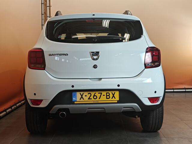 Dacia SANDERO 0.9 TCe SL Stepway navigatie | stoelverw | pdc | cruise dealer onderhouden