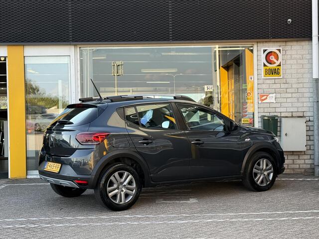 Dacia SANDERO Stepway 1.0 TCe 90 Comfort | NAP | LED | DAB | Apple Carplay & Android Auto | Cruise Control | Parkeersensoren | Airco |