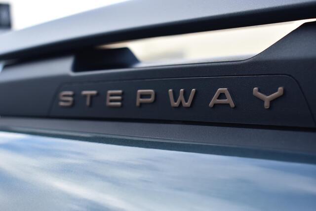 Dacia SANDERO Stepway TCe 110 Extreme | CAMERA | APPLECARPLAY/ANDROIDAUTO | STOELVERWARMING | CRUISE CONTROL | CLIMATE CONTROL | ALL-SEASONBANDEN | PDC | LMV