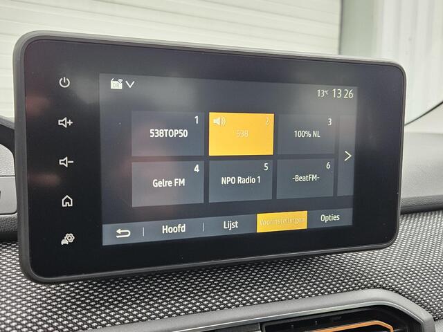 Dacia SANDERO 1.0 Bi-Fuel Comfort / 1e Eigenaar / Dealer Onderhouden / Trekhaak / Navigatie / Apple Carplay & Android Auto / Climate Control / Parkeersensoren /