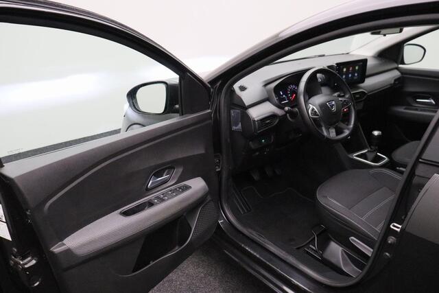 Dacia SANDERO Stepway 1.0 TCe 100 Bi-Fuel Comfort 2021 | 1e Eigenaar | DAB Radio | Regensensor | Cruise Control | Boekjes | 2 Sleutels | NAP Nationale Autopas | Achteruitrij Camera