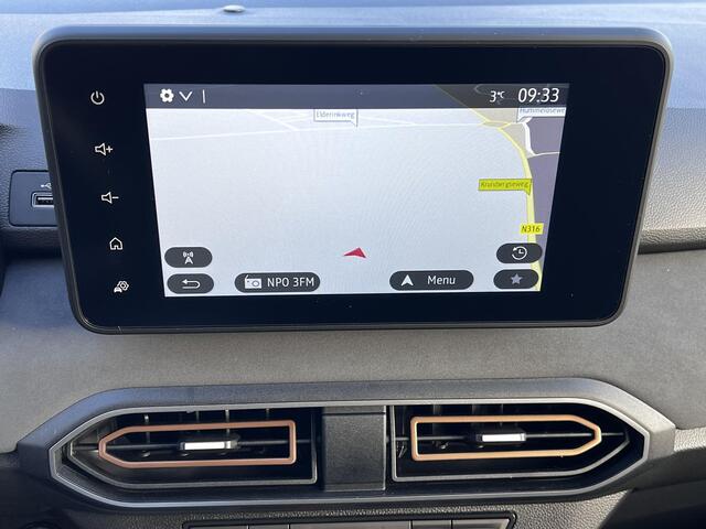 Dacia SANDERO Stepway 1.0 TCe 90 Extreme Automaat / Fabrieksgarantie tot 06-2028 / Navigatie / Apple Carplay Android / Achteruitrijcamera / 16" LM wielen /