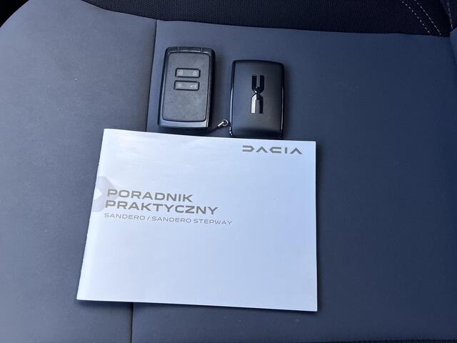 Dacia SANDERO Stepway 1.0 TCe 90 Extreme Automaat / Fabrieksgarantie tot 06-2028 / Navigatie / Apple Carplay Android / Achteruitrijcamera / 16" LM wielen /