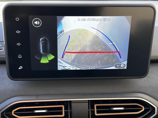 Dacia SANDERO Stepway 1.0 TCe 90 Extreme Automaat / Fabrieksgarantie tot 06-2028 / Navigatie / Apple Carplay Android / Achteruitrijcamera / 16" LM wielen /