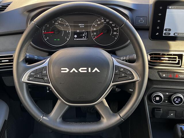 Dacia SANDERO Stepway 1.0 TCe 90 Extreme Automaat / Fabrieksgarantie tot 06-2028 / Navigatie / Apple Carplay Android / Achteruitrijcamera / 16" LM wielen /