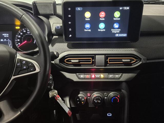 Dacia SANDERO Stepway 1.0 TCe 90 Comfort | Navigatie | Achteruitrijcamera | Blindsport warning