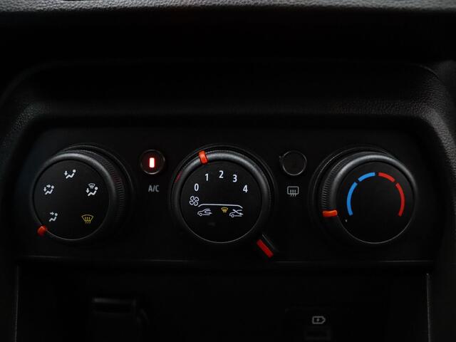 Dacia SANDERO TCe 90pk Expression Automaat Camera | Cruise | Navi | Parkeersens. v+a