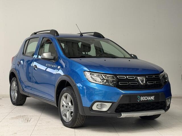 Dacia SANDERO 0.9 TCe Stepway Laureate | Navigatie | Parkeersensoren | Trekhaak |