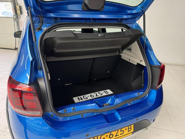 Dacia SANDERO 0.9 TCe Stepway Laureate | Navigatie | Parkeersensoren | Trekhaak |