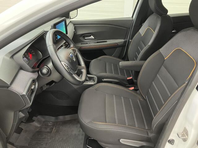 Dacia SANDERO Stepway 1.0 TCe 90 Expression / Automaat / Climate Control / Cruise Control / Apple CarPlay/Android Auto / Allseasonbanden /