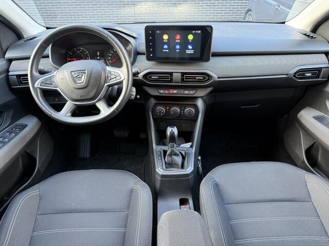 Dacia SANDERO 1.0 TCe 90 Comfort / Automaat / Trekhaak / Airco / Android&Apple Carplay / DAB / Sensoren achter / Bluetooth / Dealer onderhouden / Km stand NAP