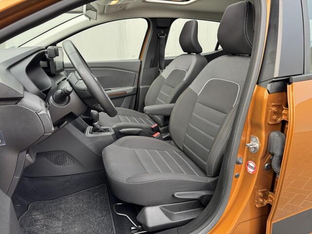 Dacia SANDERO Stepway 1.0 TCe 90 Expression Automaat / Trekhaak (1100kg) / Stoelverwarming / Schuif & Kanteldak / Cruise Control / Climate Control / Achteruitrijcamera / Navigatie /