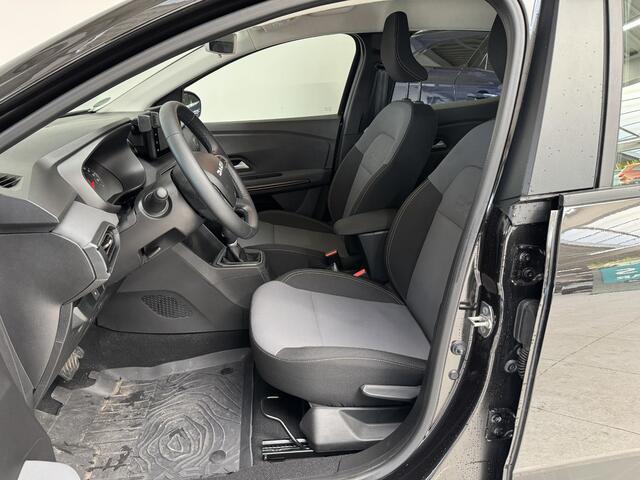 Dacia SANDERO Stepway 1.0 TCe 90 Extreme | Apple Carplay / Android Auto | Camera | Cruise control | Stoelverwarming | All Season |