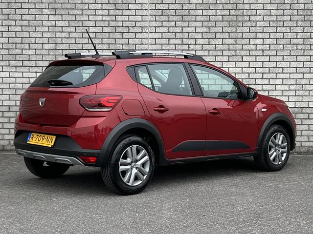 Dacia SANDERO Stepway 1.0 TCe 90 Comfort | Dealer Onderhouden | Achteruitrijcamera | Apple CarPlay / Android Auto | Navigatie |