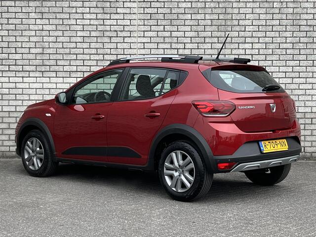 Dacia SANDERO Stepway 1.0 TCe 90 Comfort | Dealer Onderhouden | Achteruitrijcamera | Apple CarPlay / Android Auto | Navigatie |