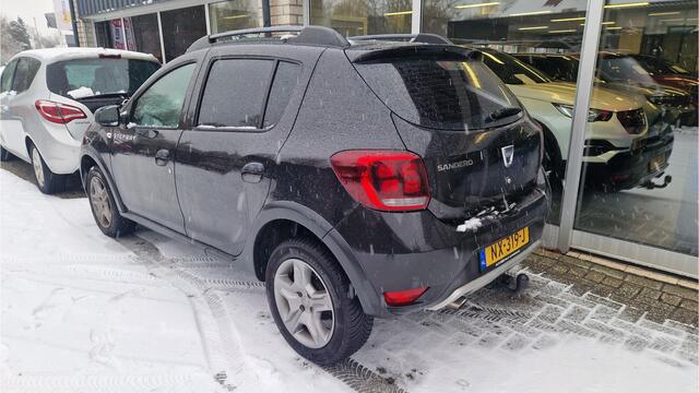 Dacia SANDERO 0.9 TCe Stepway Laureate / Trekhaak / Airco / Camera / Cruise / Parkeersensoren