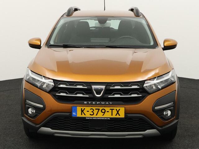 Dacia SANDERO Stepway 1.0 TCe 100 Bi-Fuel Comfort / APPLE & ANDROID CARPLAY / CLIMATE CONTROL / CRUISE CONTROL /