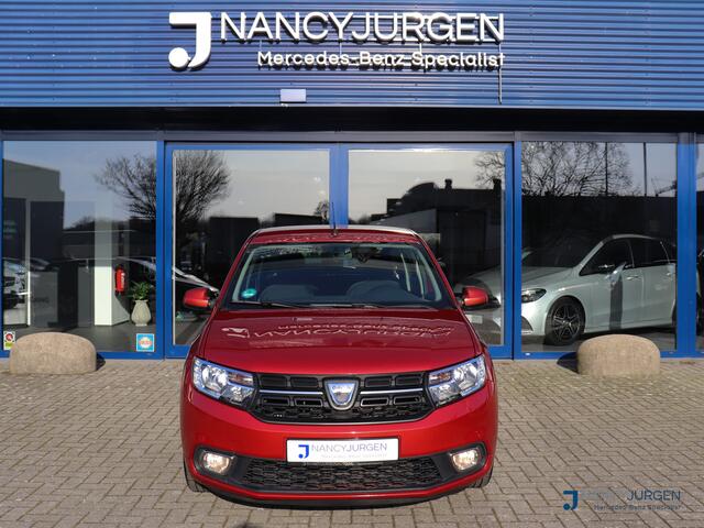 Dacia SANDERO 0.9 TCe Laureate | Parkeer Sensoren | Cruise Control | Navi | Start/Stop | Bluetooth |