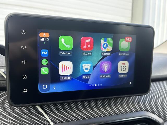 Dacia SANDERO 1.0 Comfort Automaat / Trekhaak / Achteruitrijcamera / 1e Eigenaar / Dealer Onderhouden / Dode Hoek Detectie / Parkeersensoren V+A / Cruise Control / Airco /