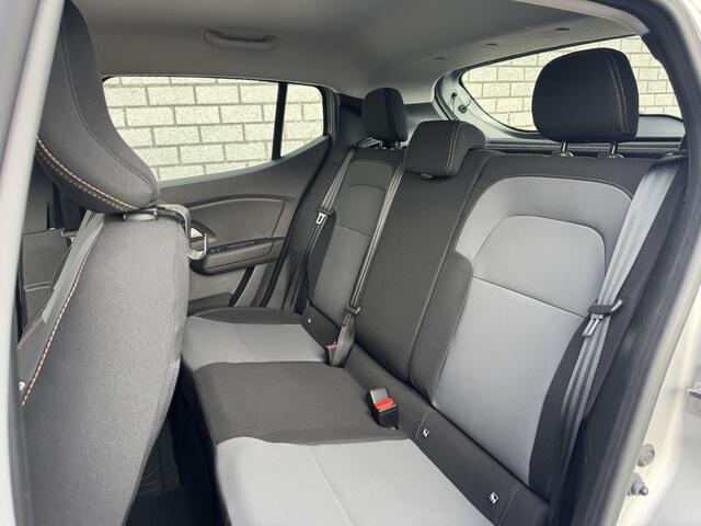 Dacia SANDERO Stepway 1.0 TCe 90 Extreme | Achteruitrijcamera | All Season Banden | Apple CarPlay / Android Auto | Stoelverwarming |