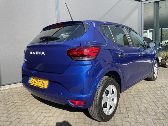 Dacia SANDERO 1.0 TCe 100 ECO-G Essential Airco - Cruise control - Parkeersensor achter - Bluetooth - Rijstrooksensor - Start/stop systeem - Stuur multifunctioneel - Led lampen - Elektrische ramen voor