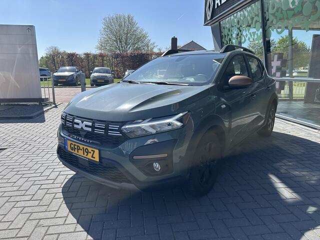 Dacia SANDERO Stepway 1.0 TCe 110 Extreme | NAVIGATIE | BLIND SPOT | CAMERA | PARKEERSENSOREN | CLIMATE CONTROL | CRUISE CONTROL | CARPLAY