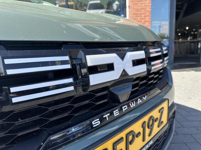 Dacia SANDERO Stepway 1.0 TCe 110 Extreme | NAVIGATIE | BLIND SPOT | CAMERA | PARKEERSENSOREN | CLIMATE CONTROL | CRUISE CONTROL | CARPLAY
