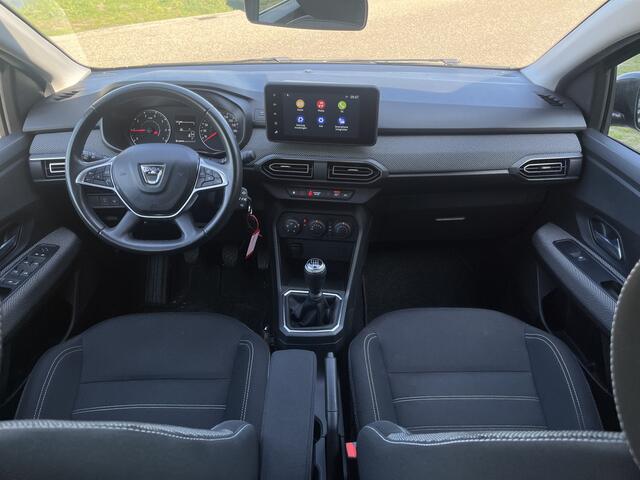 Dacia SANDERO 1.0 TCe 100PK Bi-Fuel / LPG-G3 / Dealer onderhouden / Trekhaak / Apple Carlay - Android Auto / Airco / Cruise /