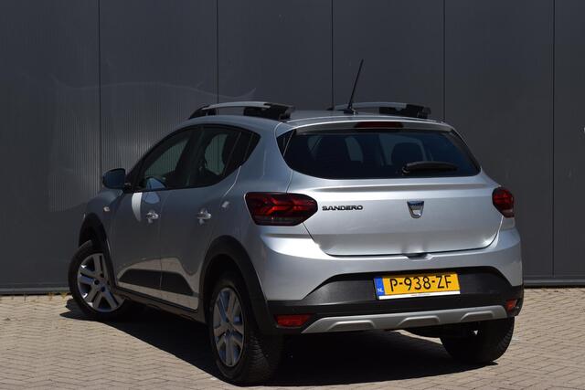 Dacia SANDERO Stepway TCe 100 Bi-Fuel Comfort | 1E EIGENAAR | DEALER ONDERH. | ALL-SEASONBANDEN | CRUISE CONTROL | CLIMATE CONTROL | RESERVEWIEL | PDC |