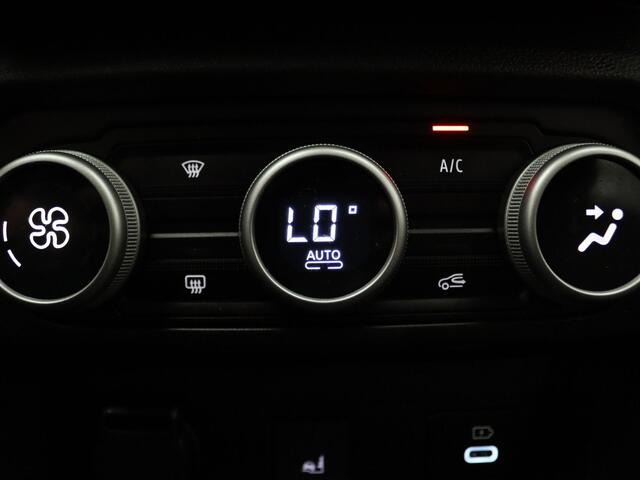 Dacia SANDERO Stepway TCe 90pk Extreme Automaat Camera | Cruise | Navi | Parkeersens. achter | Trekhaak