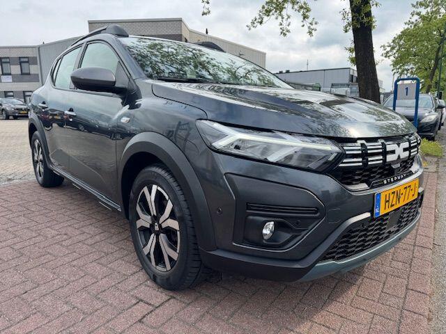 Dacia SANDERO Stepway 1.0 TCe 5deurs Pack Comfort Automaat 61.000km Airco/ECC,Navigatie,Camera,Open dak