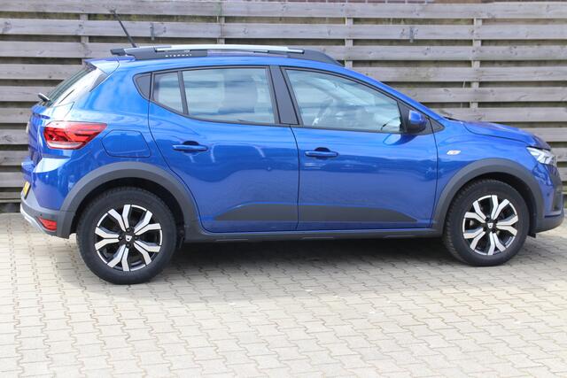 Dacia SANDERO Stepway 1.0 TCe 90 Comfort / Navi / Airco / Cruise