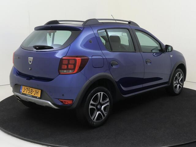 Dacia SANDERO 1.0 TCe 100 PK Stepway Serie Limitee 15th Anniv. | airco automatisch | Apple Carplay/Android Auto | cruise control | navigatiesysteem full map |