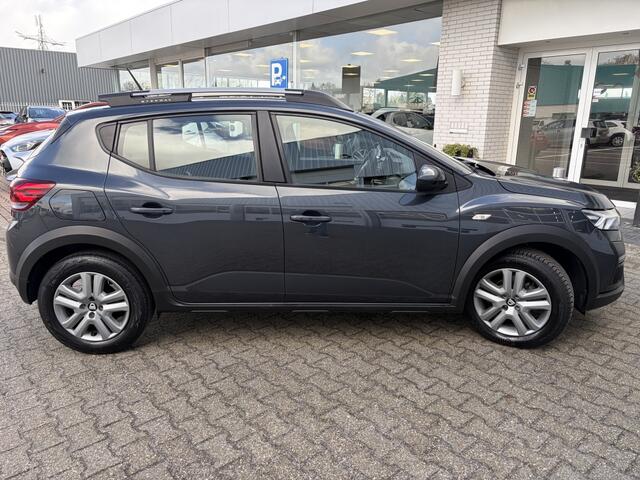 Dacia SANDERO Stepway 1.0 TCe Bi-Fuel Essential | All-season | Sensoren achter |