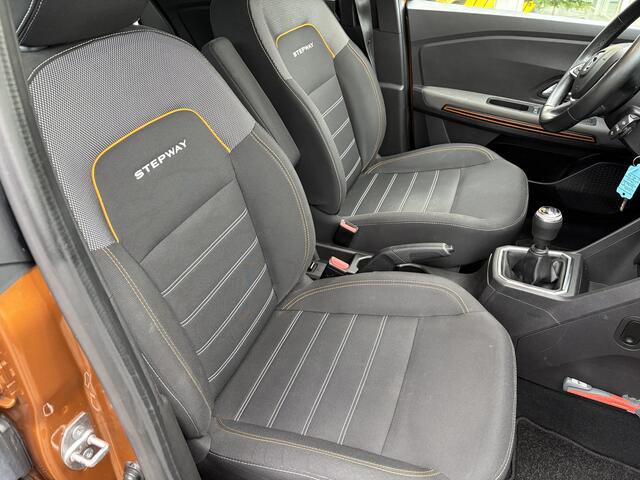 Dacia SANDERO Stepway 1.0 TCe 90 Comfort | Navigatie | Climate Control | Cruise | Sensoren en camera | Trekhaak