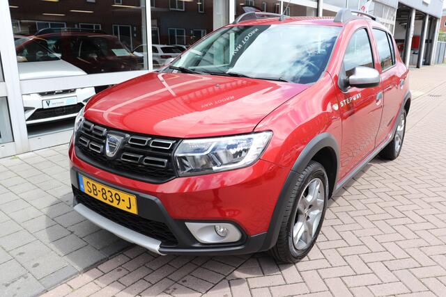 Dacia SANDERO 0.9 TCe SL Stepway Automaat. Navigatie, Trekhaak.