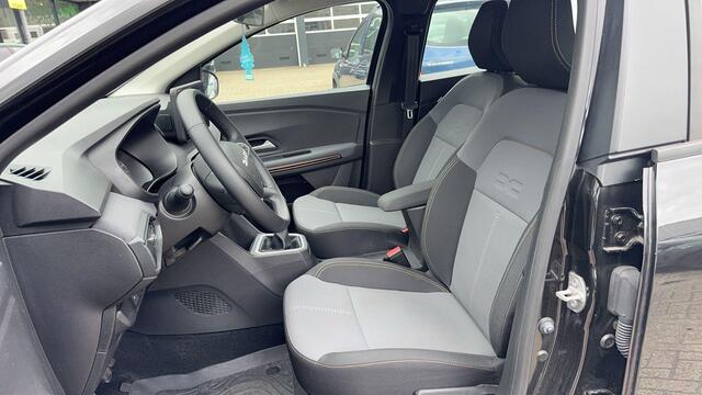 Dacia SANDERO Stepway 1.0 TCe 100 ECO-G Extreme | 1E EIGENAAR | DEALERONDERHOUDEN | CLIMATE CONTROL |