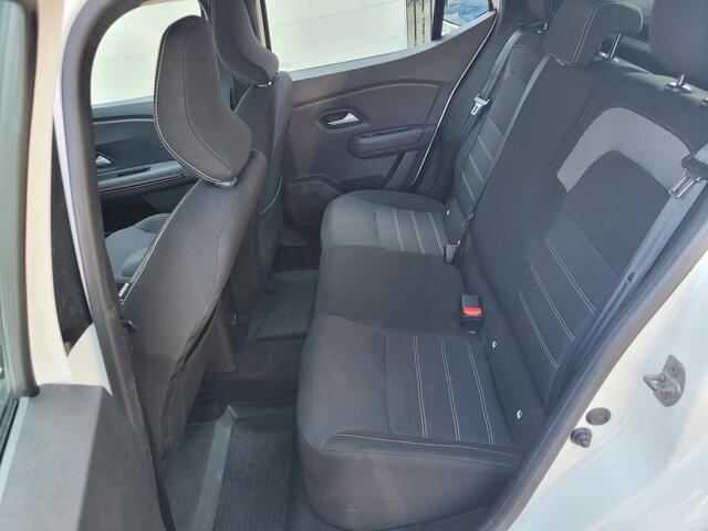 Dacia SANDERO Stepway 1.0 TCe 90 Comfort | Automaat | Hoge Zit | Achteruitrijcamera | Dodehoekdetectie |