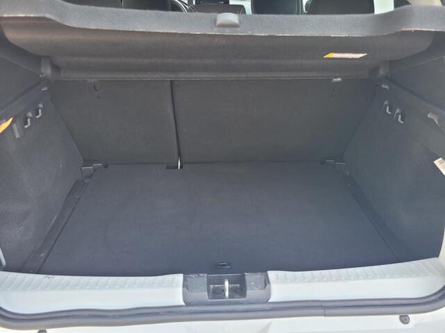 Dacia SANDERO Stepway 1.0 TCe 90 Comfort | Automaat | Hoge Zit | Achteruitrijcamera | Dodehoekdetectie |