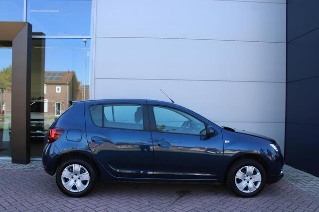 Dacia SANDERO 0.9 TCe 90pk Laureate Airco Navi Camera Carplay Trekhaak Perfect onderhouden