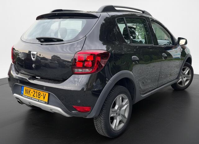 Dacia SANDERO 0.9 TCe SL 90PK STEPWAY CAMERA/NAVI/CRUISE-CONTROL